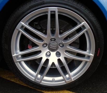 Audi RS4 in Hi Power Silver