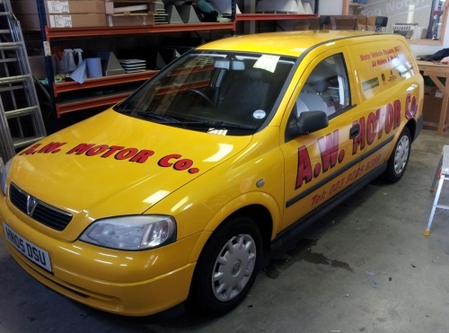 Vehicle Signs, Vinyl Lettering and Graphics - Be seen !