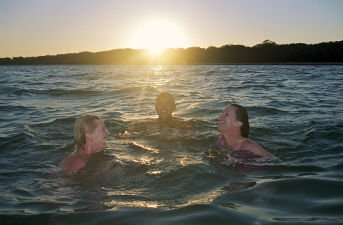Ppl Swimming