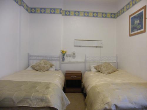 Twin en-suite room