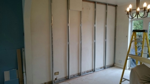 Independent Wall Soundproofing - Construct metal frame