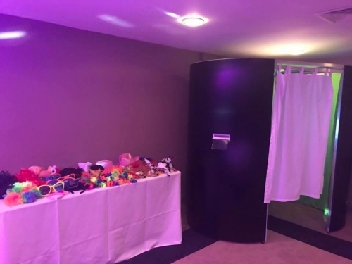 Photo Booth Hire Croydon Near Me Photography Service Wedding And Party Photo Booth Rental Www Soundofmusicmobiledisco Com Photoboothhire Photoboothcroydon Photoboothcroydonnearme Photoboothnearme