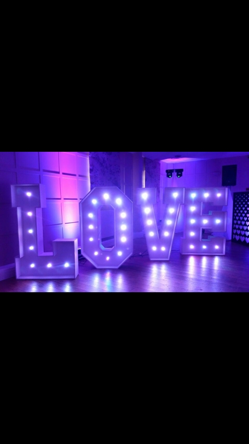 5ft LOVE letters